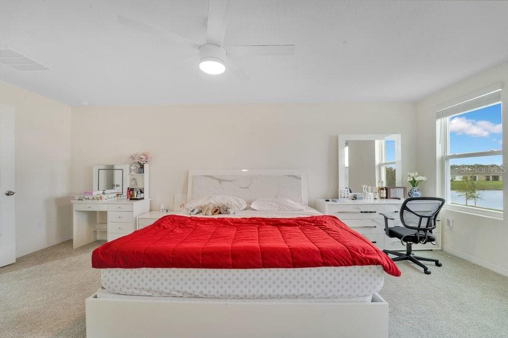 Single Family Residence at 35704 DOVELAND DR, ZEPHYRHILLS, photo 14 of 27