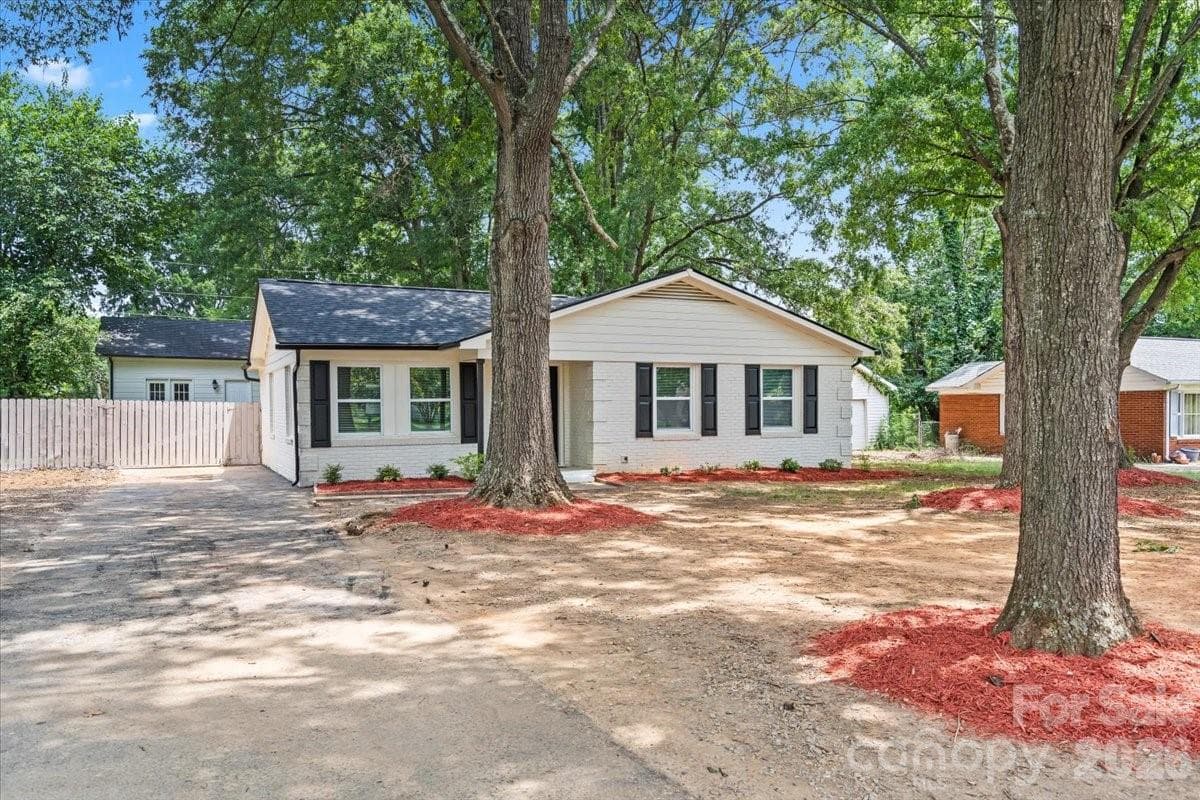 Single Family Residence at Indian Trail, photo 4 of 38