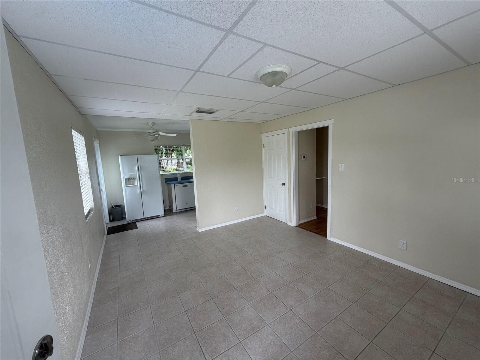 Enterence to LR View - 2301 E WARM SPRINGS AVE, COLEMAN