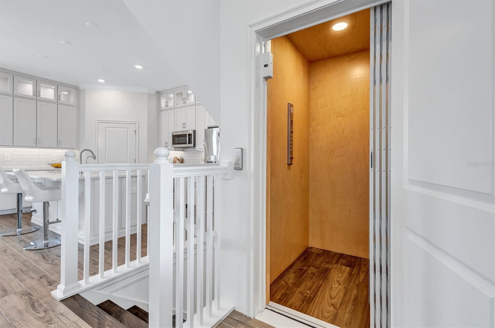 In unit elevator to all floors - 3027 BERMUDA SLOOP CIR, RUSKIN