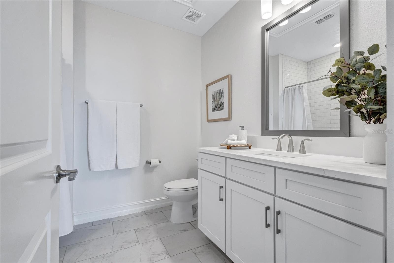 Third Floor Bath #2 - 3027 BERMUDA SLOOP CIR, RUSKIN