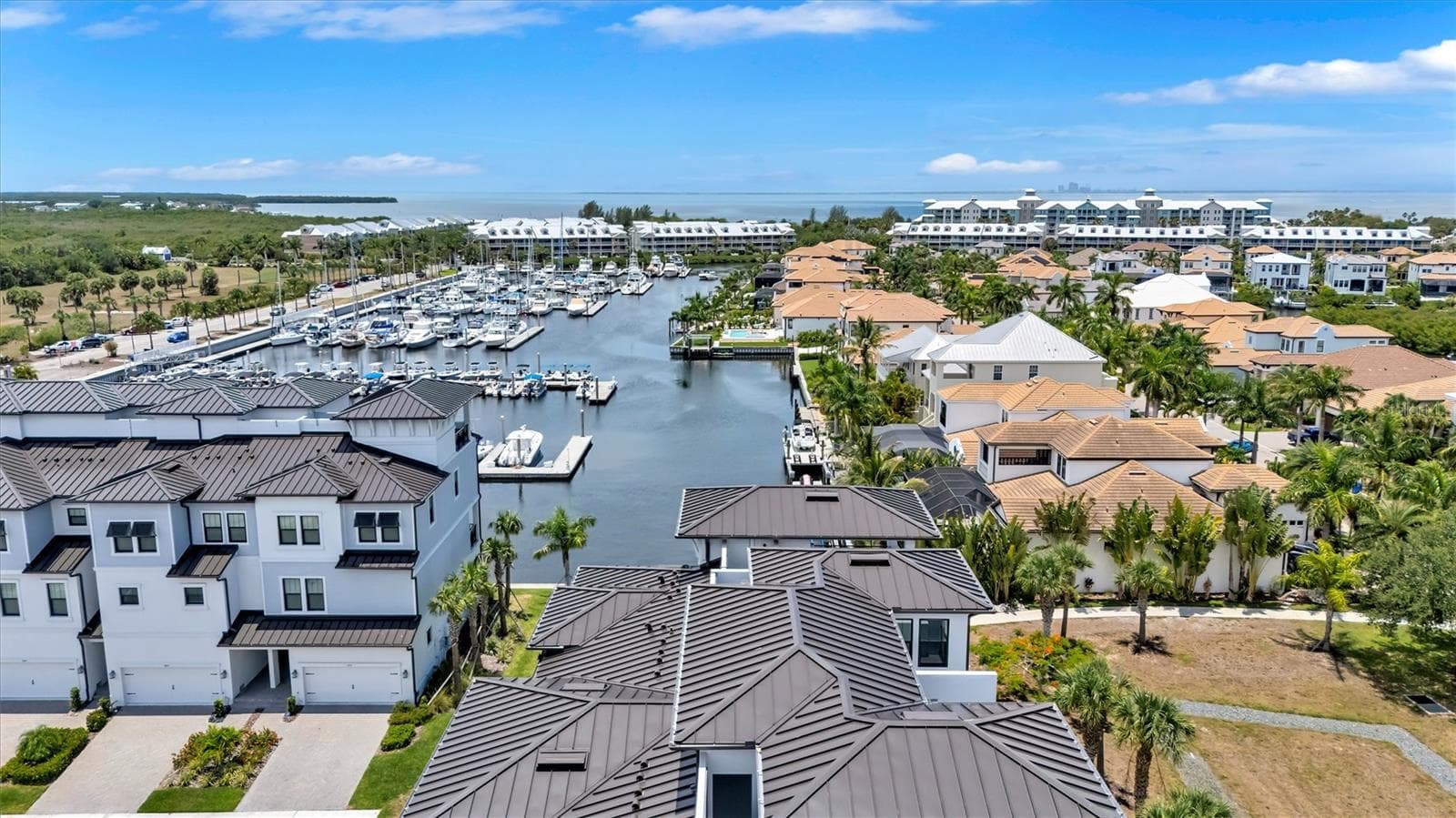 Direct Tampa Bay Access - 3027 BERMUDA SLOOP CIR, RUSKIN