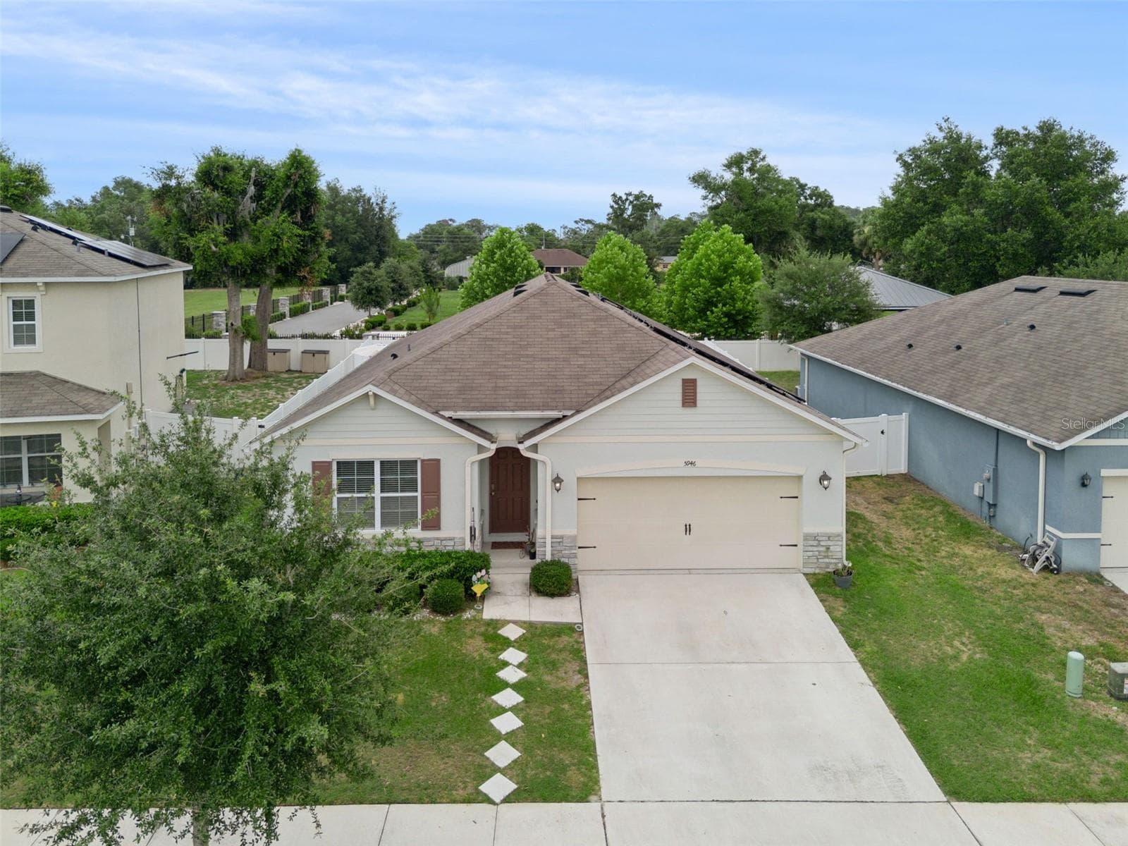 Single Family Residence at 5946 CHURCHILL SQ WAY, GROVELAND, photo 3 of 31