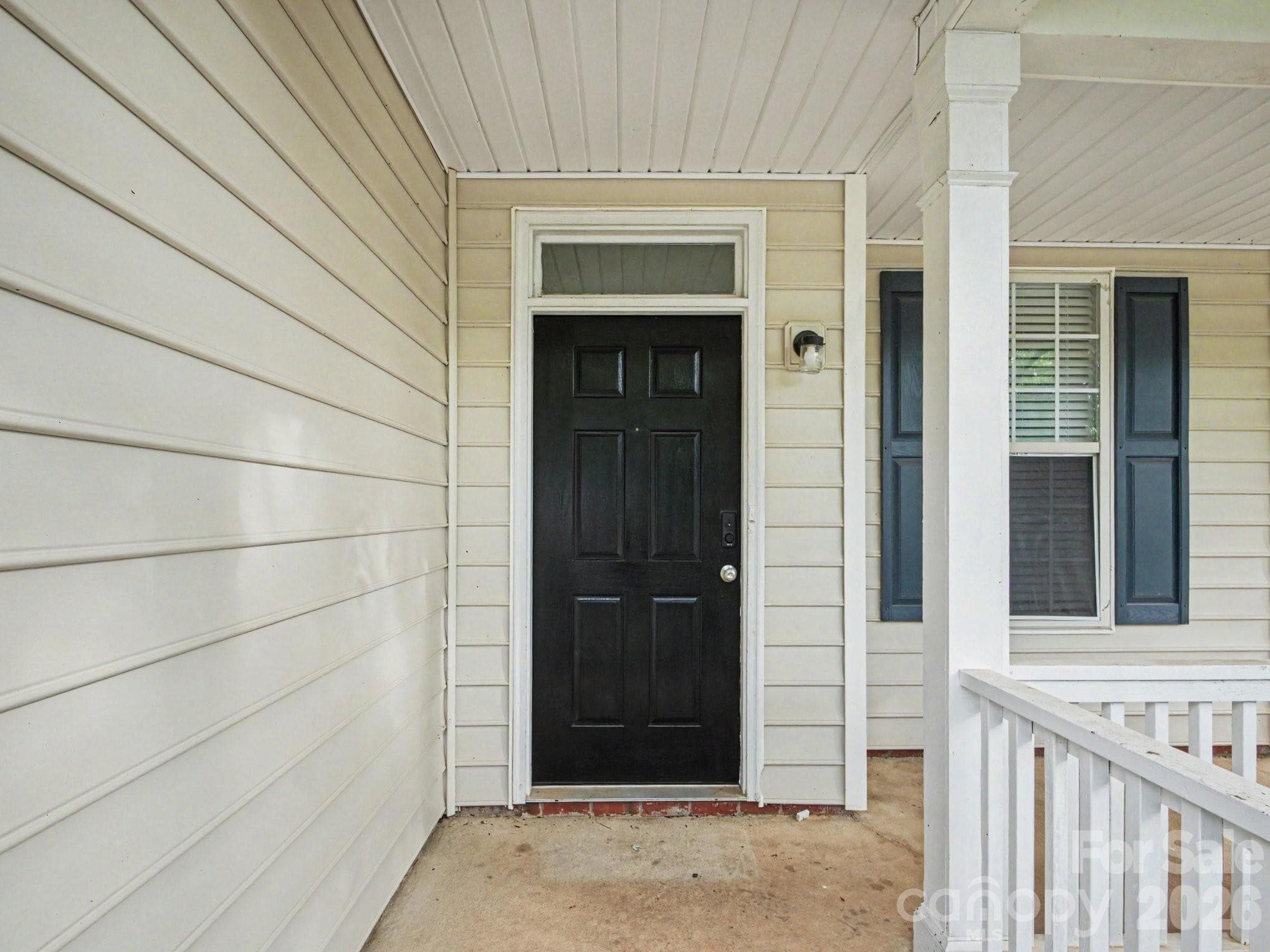 Single Family Residence at 7524 Grabill Drive, Charlotte, photo 4 of 25