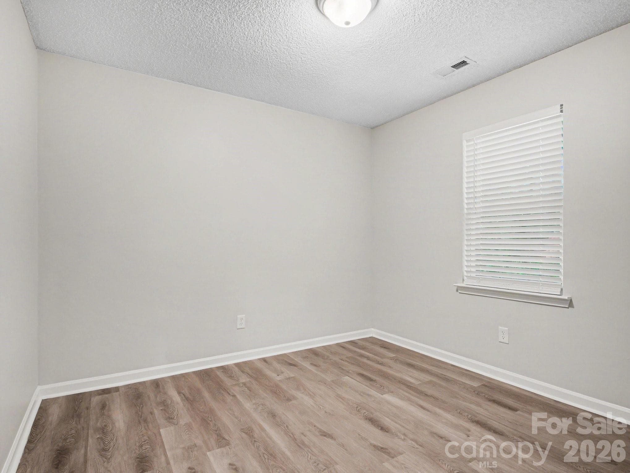 Single Family Residence at 7524 Grabill Drive, Charlotte, photo 18 of 25
