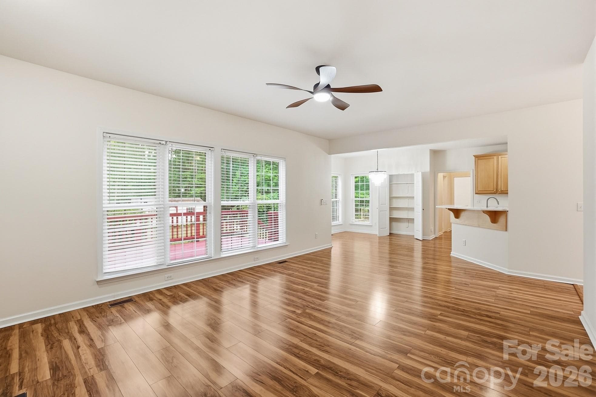 Single Family Residence at 2940 Shady Reach Lane, Charlotte, photo 9 of 48