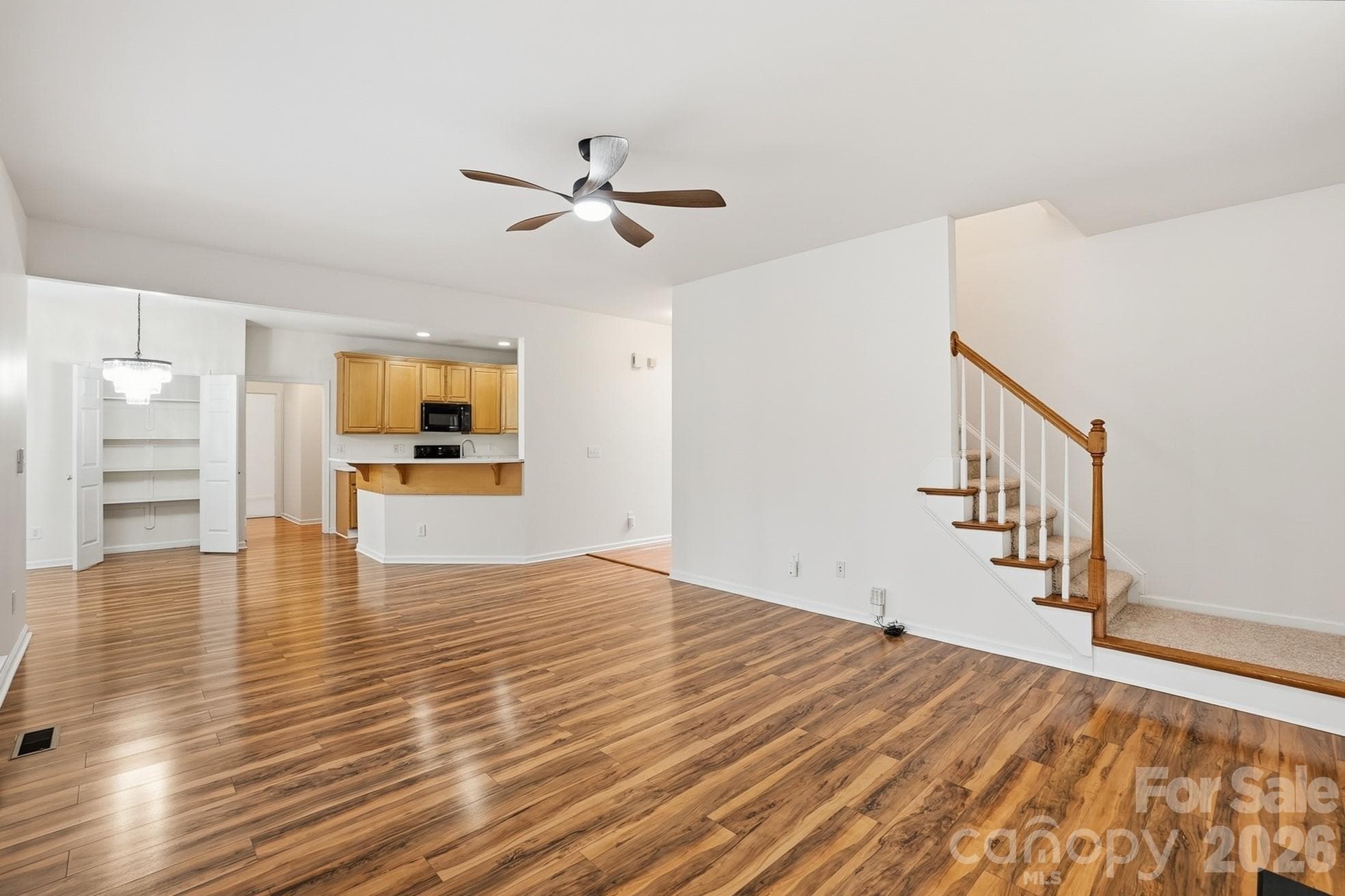 Single Family Residence at 2940 Shady Reach Lane, Charlotte, photo 10 of 48