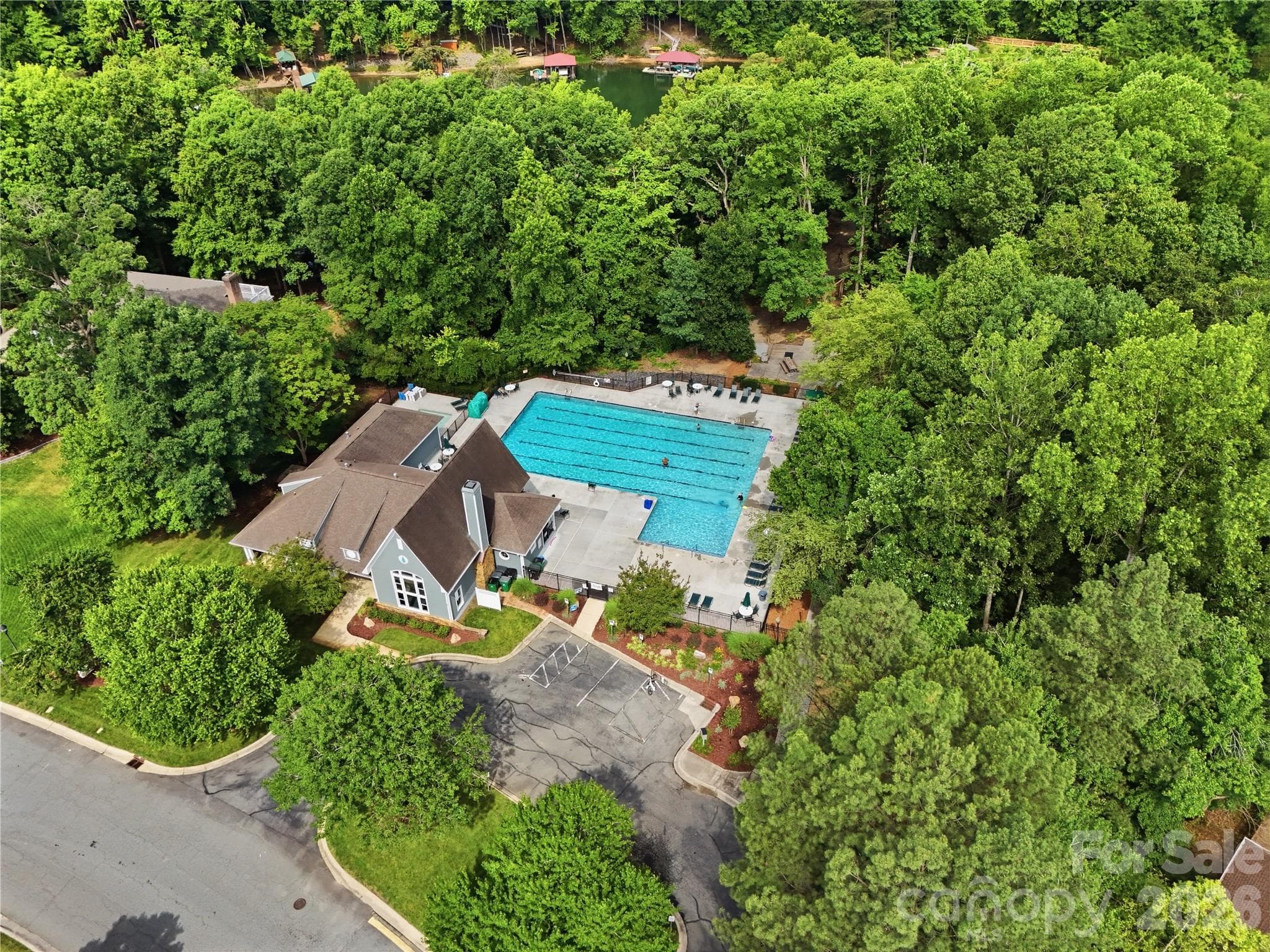 Single Family Residence at 2940 Shady Reach Lane, Charlotte, photo 43 of 48