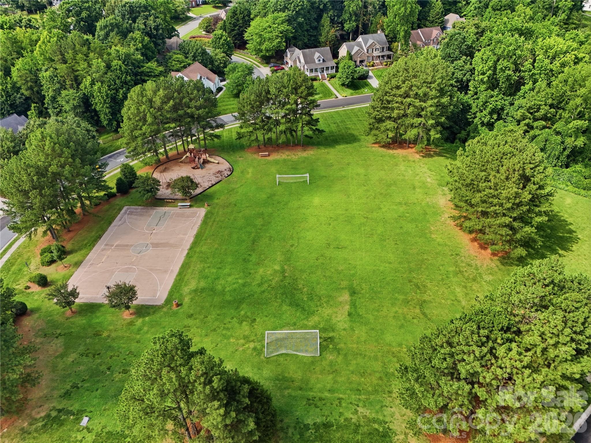 Single Family Residence at 2940 Shady Reach Lane, Charlotte, photo 44 of 48