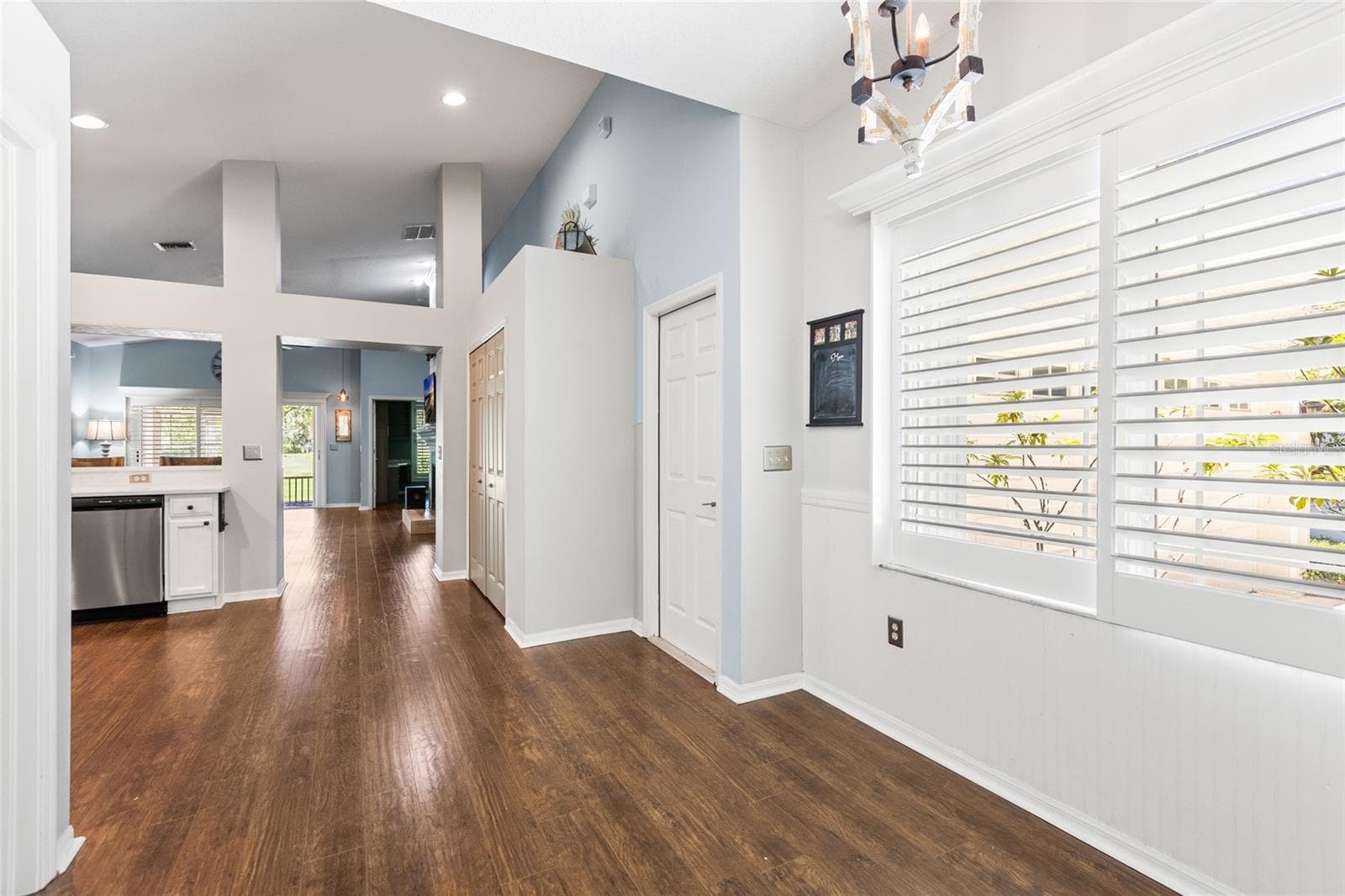 Single Family Residence at 19218 SEA MIST LN, LUTZ, photo 12 of 63