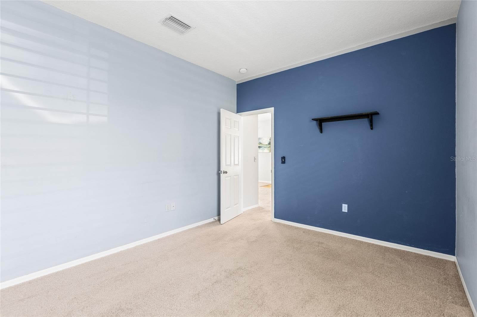 Single Family Residence at 19218 SEA MIST LN, LUTZ, photo 30 of 63