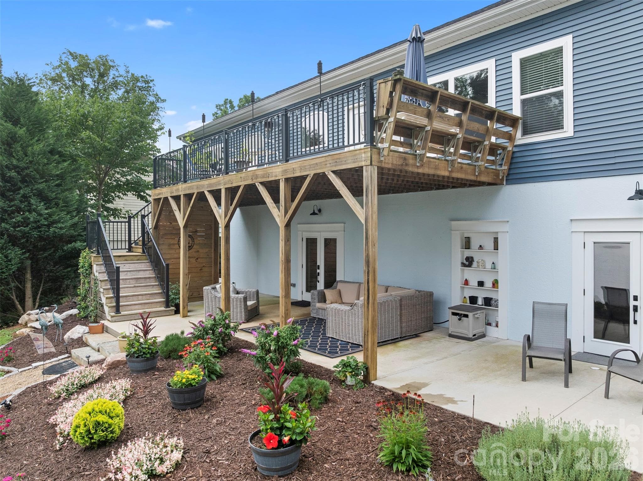 Single Family Residence at Lexington, photo 4 of 48