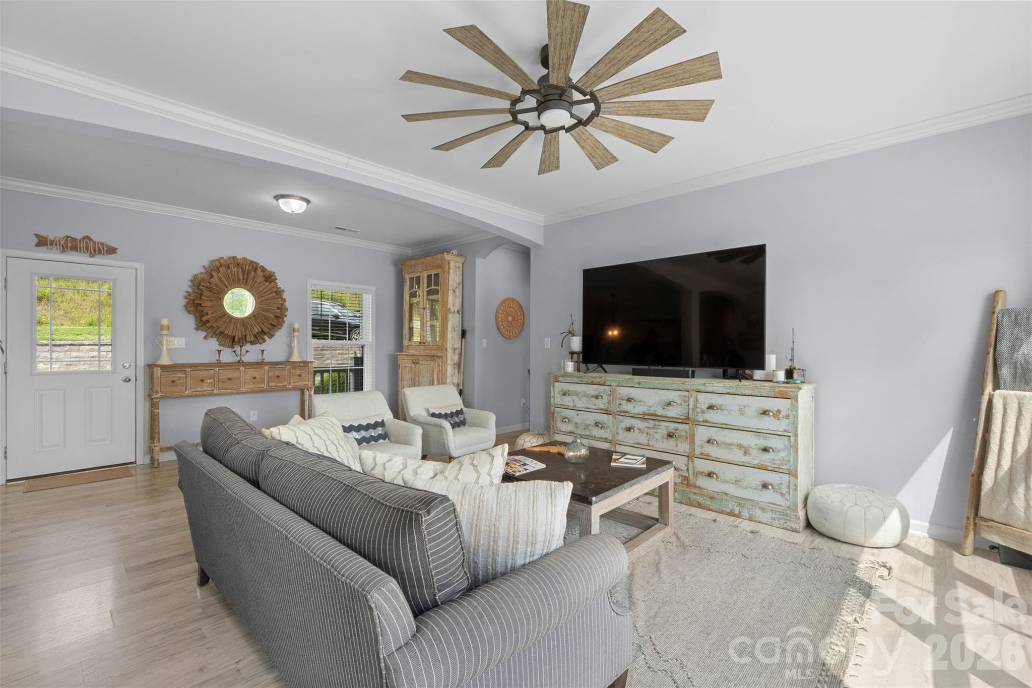 Single Family Residence at Lexington, photo 10 of 48