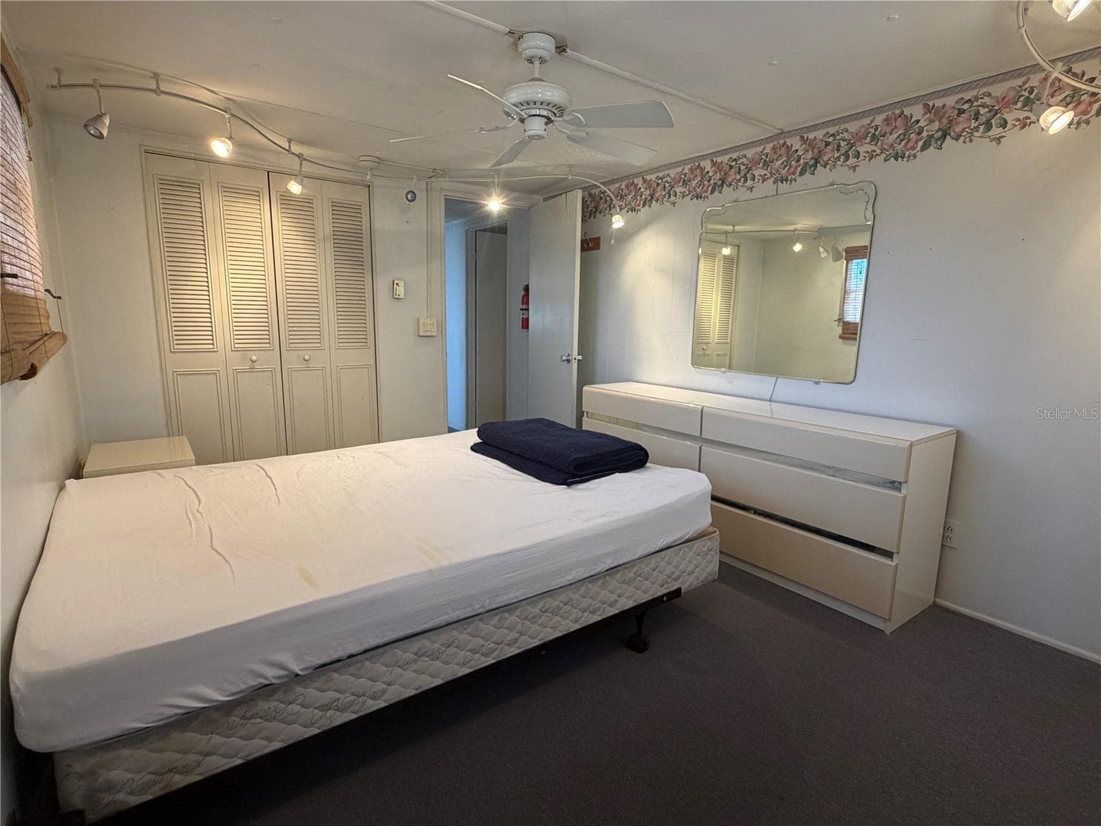 Mobile Home at 1717 PALM SPRINGS ST, SARASOTA, photo 20 of 69
