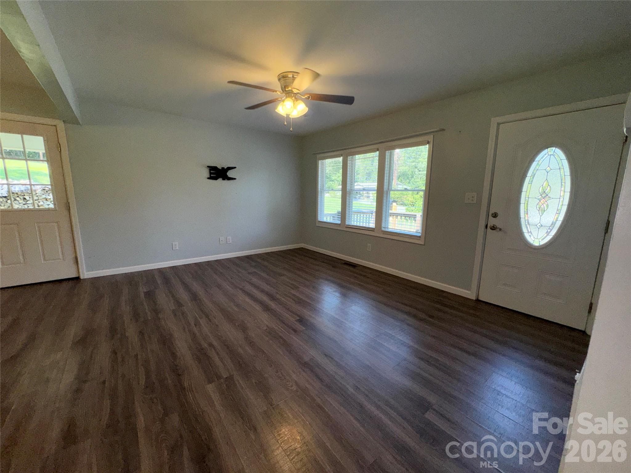 Single Family Residence at 84 E Hunt Drive, Nebo, photo 10 of 21