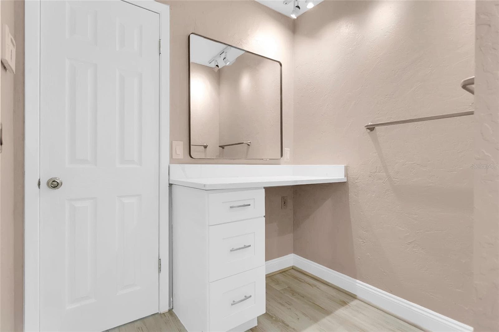 Single Family Residence at 3736 LAKE MARGARET DR, ORLANDO, photo 16 of 38
