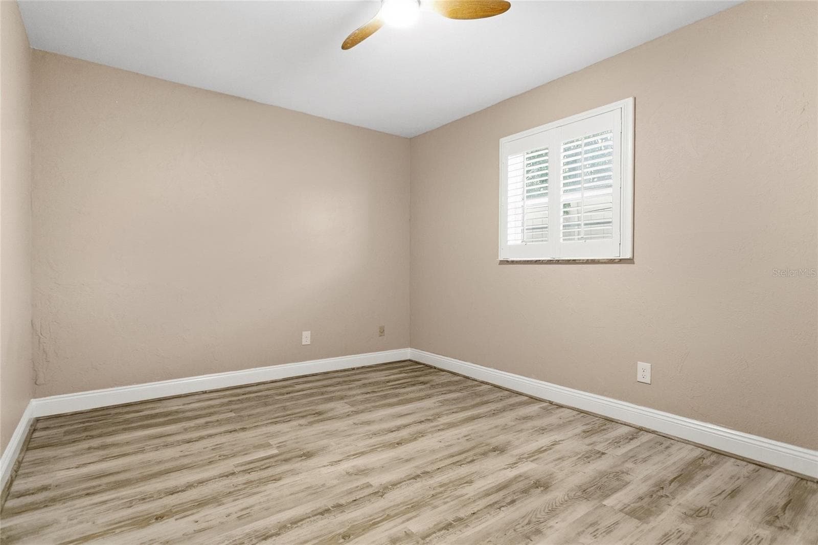 Single Family Residence at 3736 LAKE MARGARET DR, ORLANDO, photo 18 of 38