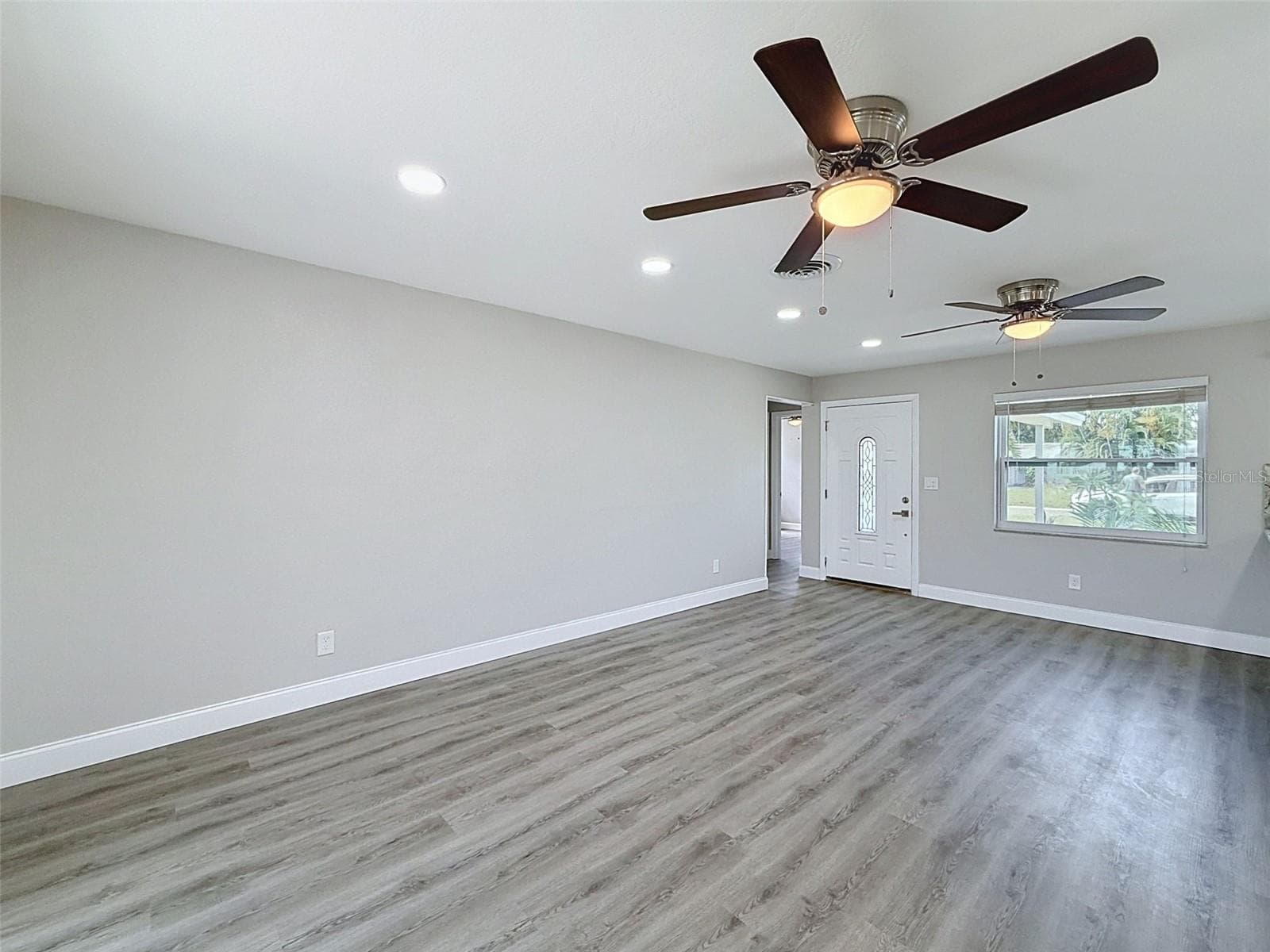 Single Family Residence at 307 87TH AVE NE, ST PETERSBURG, photo 3 of 28