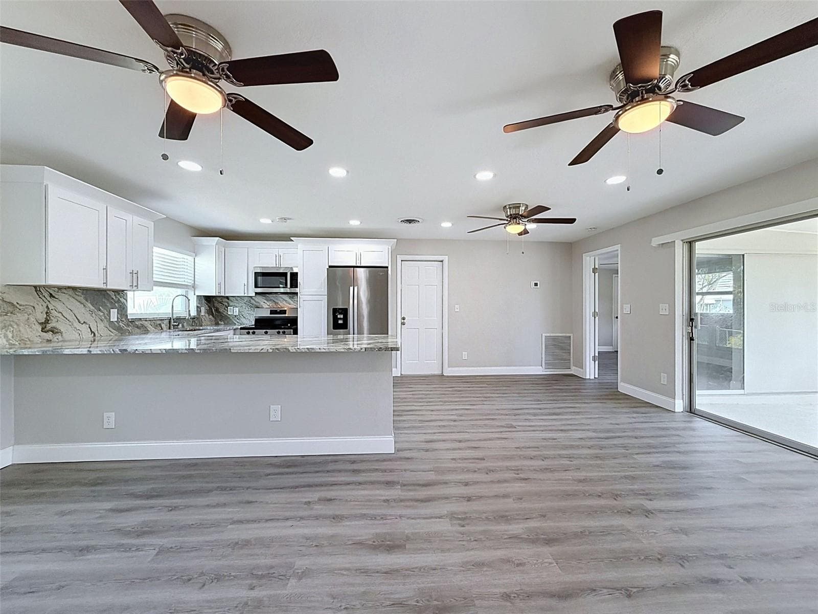Single Family Residence at 307 87TH AVE NE, ST PETERSBURG, photo 6 of 28
