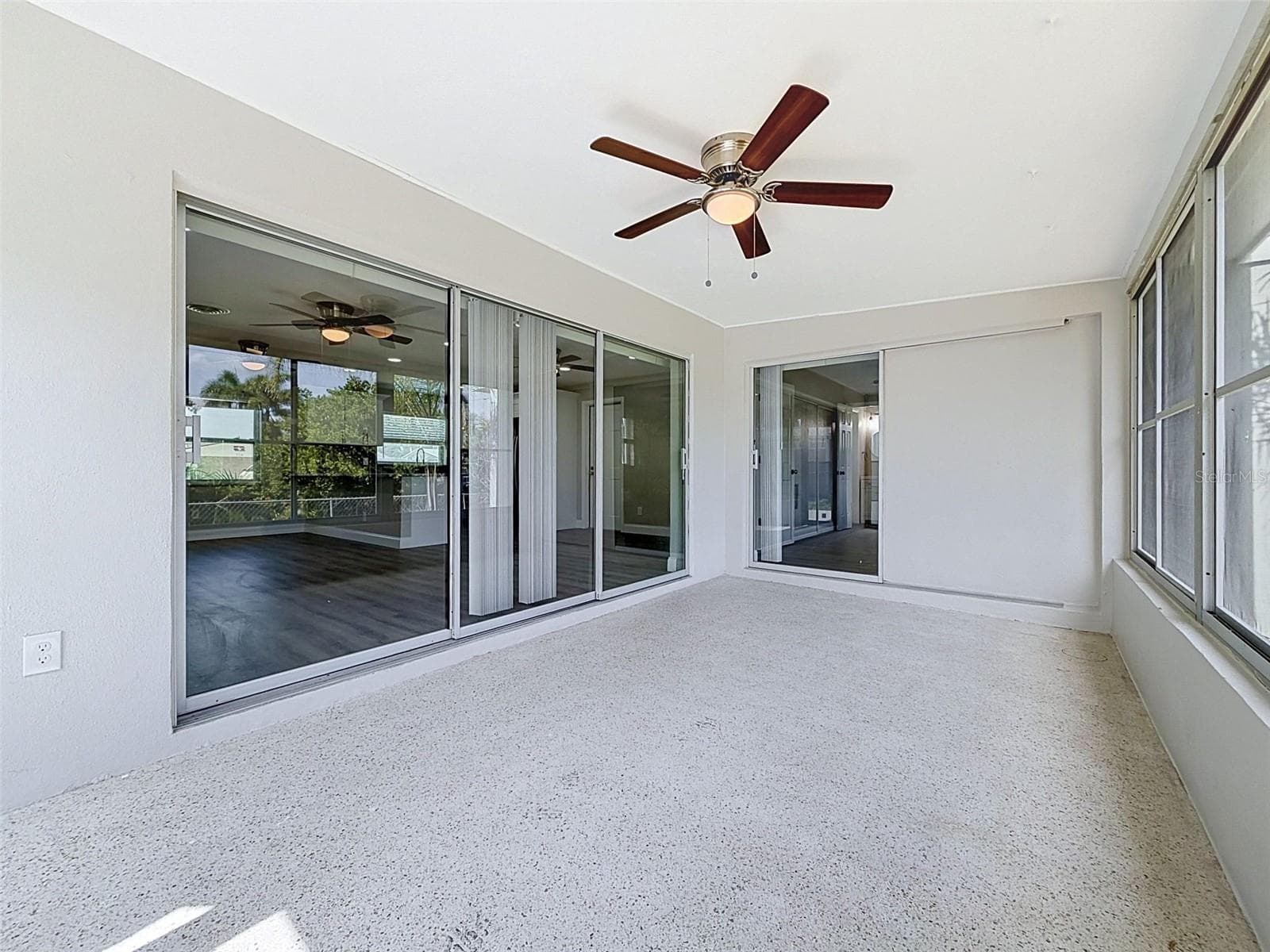 Single Family Residence at 307 87TH AVE NE, ST PETERSBURG, photo 18 of 28