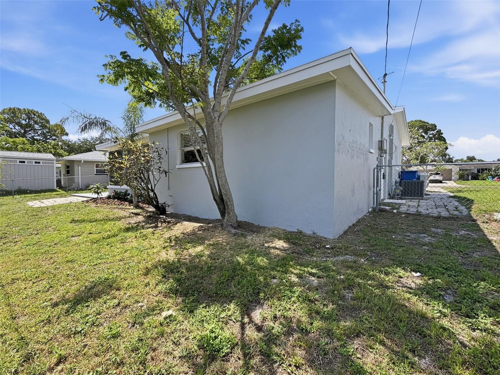 Single Family Residence at 307 87TH AVE NE, ST PETERSBURG, photo 20 of 28