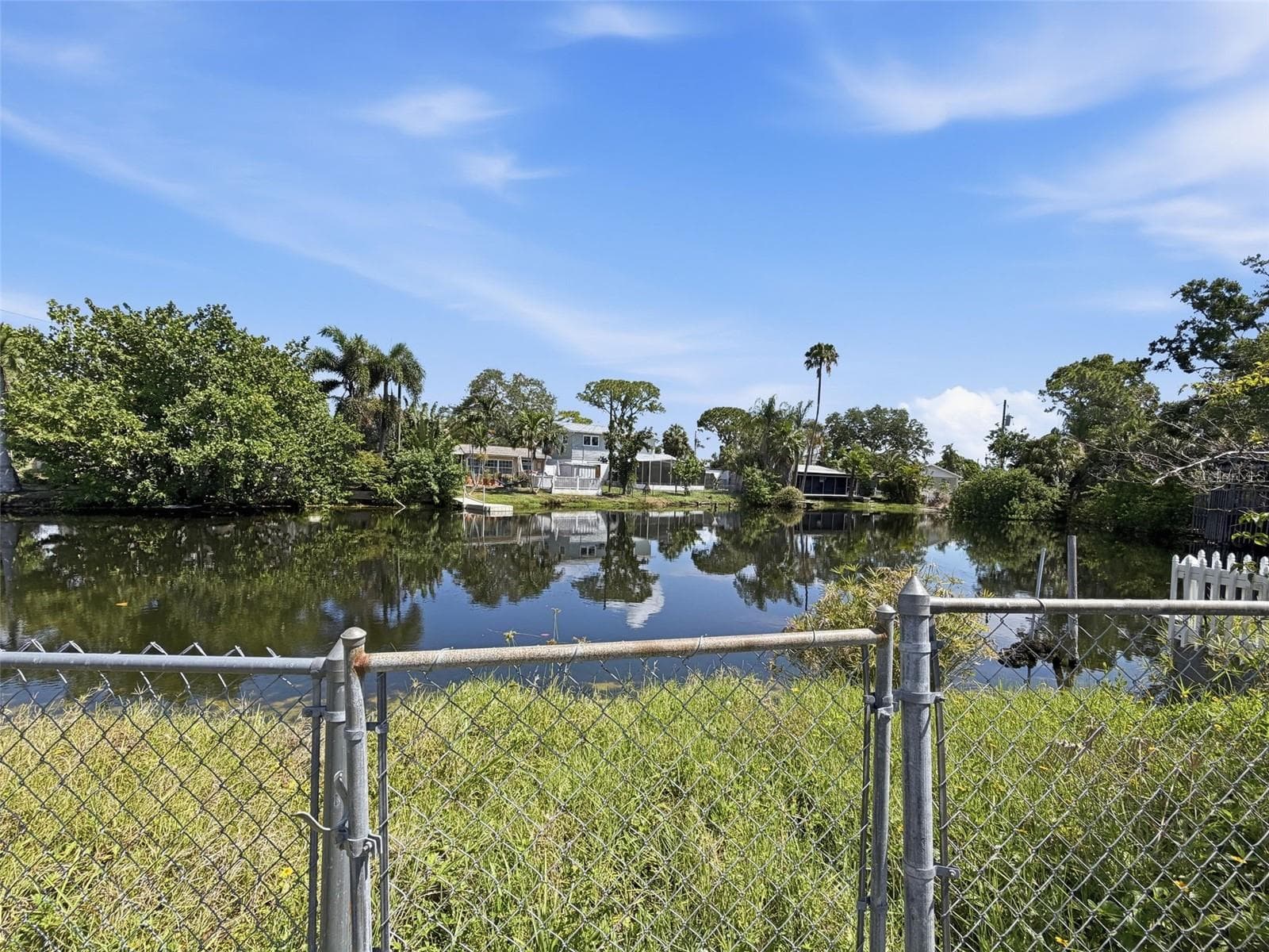 Single Family Residence at 307 87TH AVE NE, ST PETERSBURG, photo 21 of 28