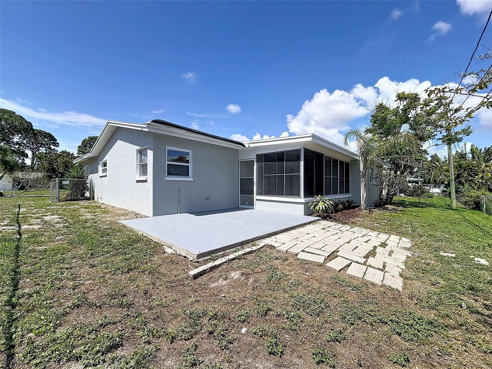 Single Family Residence at 307 87TH AVE NE, ST PETERSBURG, photo 22 of 28