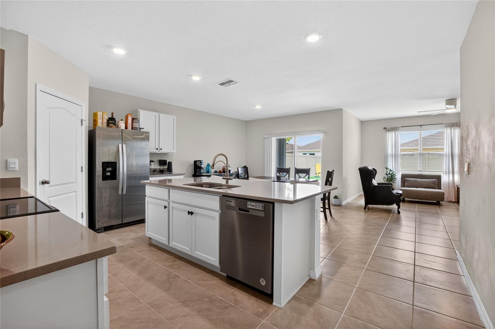 Single Family Residence at 4981 FOXGLOVE CIR, LAKELAND, photo 7 of 58