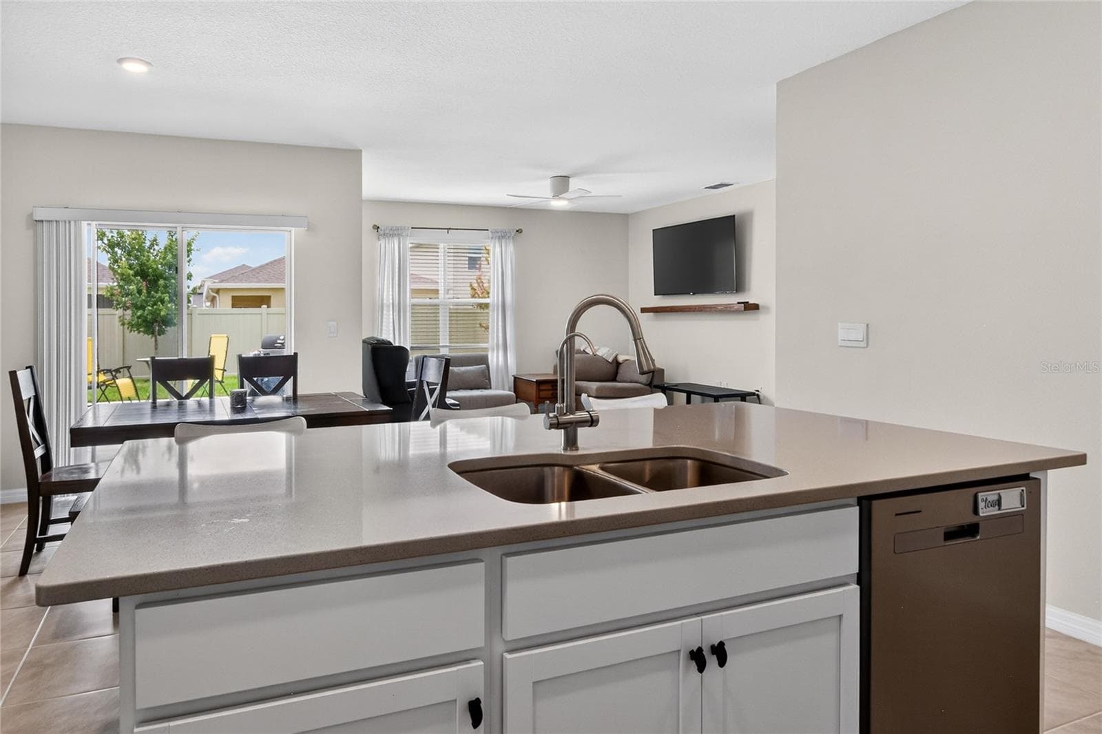 Single Family Residence at 4981 FOXGLOVE CIR, LAKELAND, photo 15 of 58