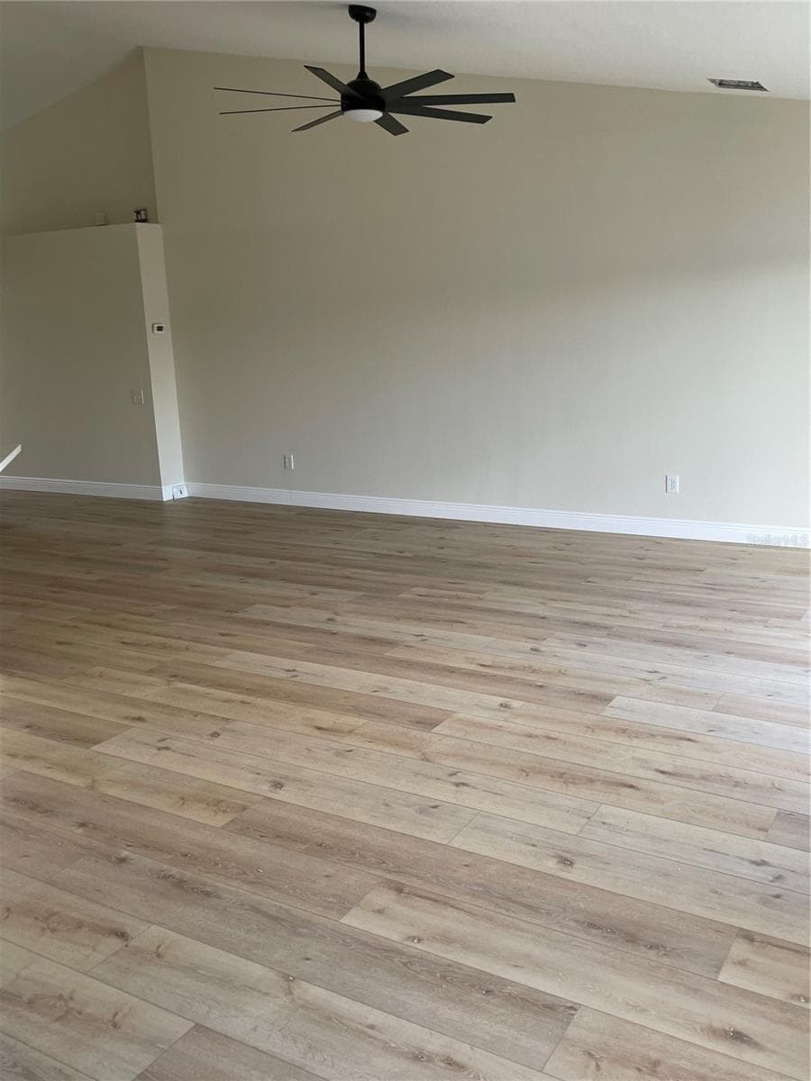 Single Family Residence at SOUTH POINTE PH 2A 2B, RIVERVIEW, photo 3 of 9
