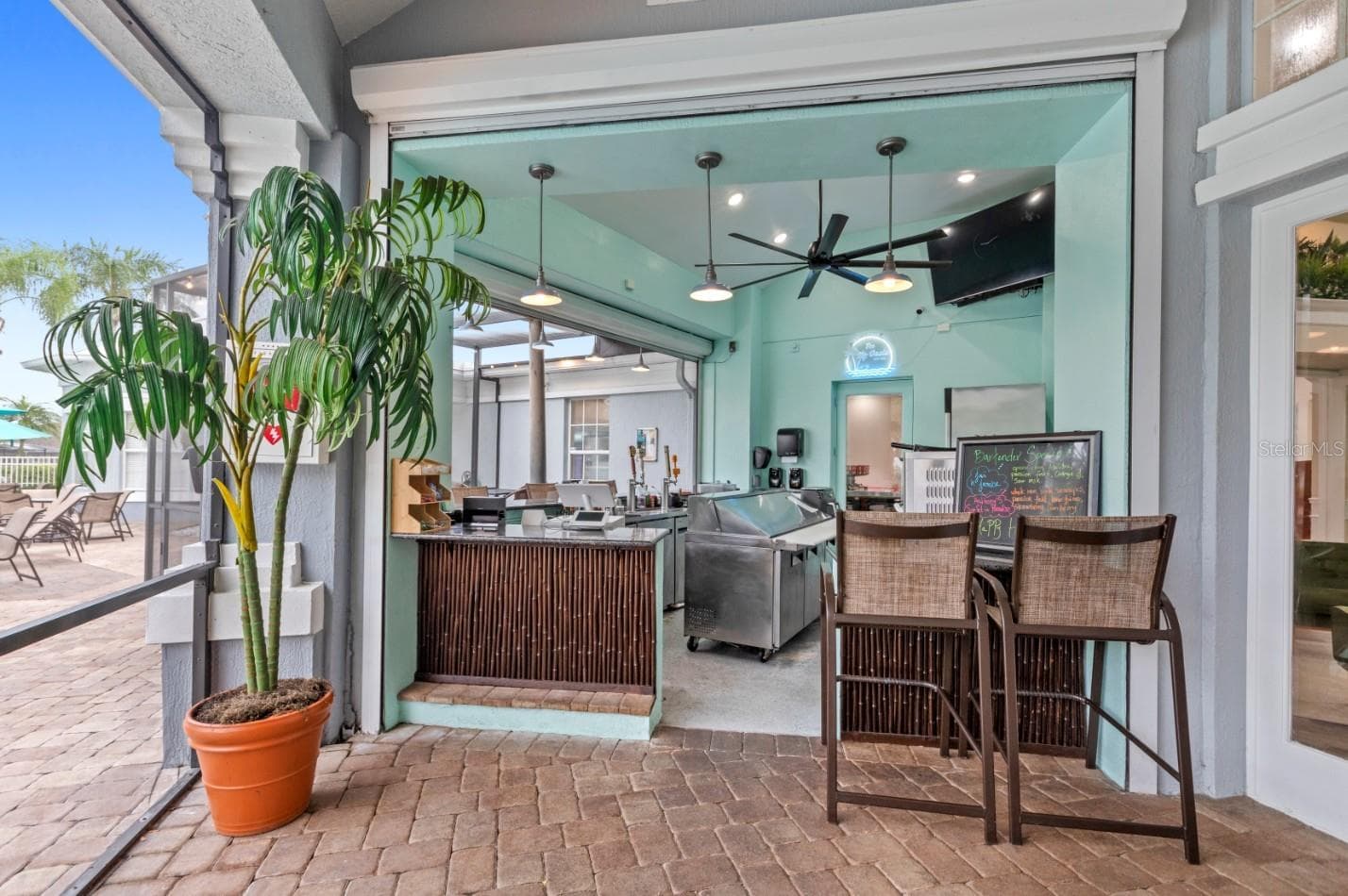 Cafe - 8055 KING PALM CIR, KISSIMMEE