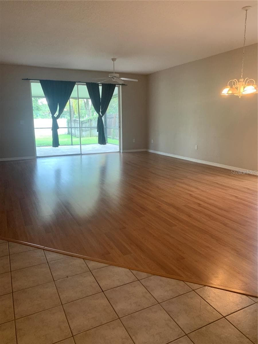 Single Family Residence at 19132 WOOD SAGE DR, TAMPA, photo 2 of 10