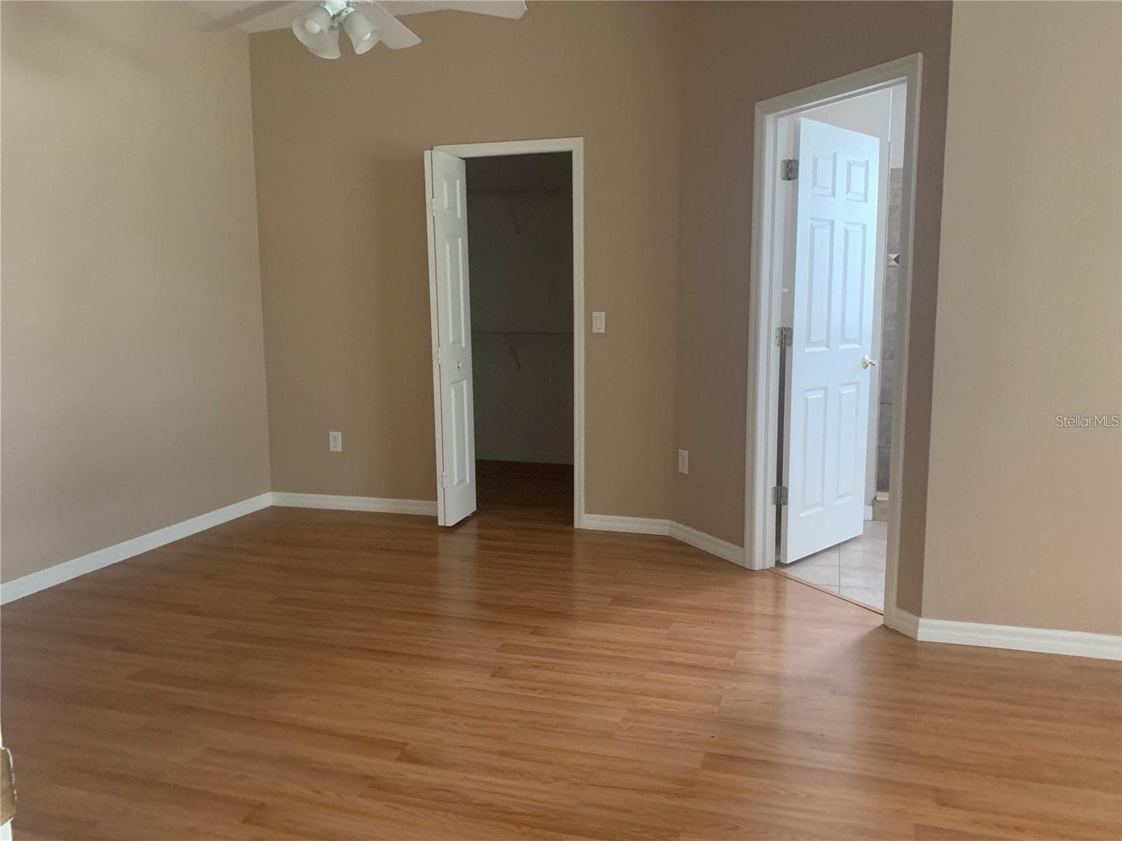 Single Family Residence at 19132 WOOD SAGE DR, TAMPA, photo 4 of 10