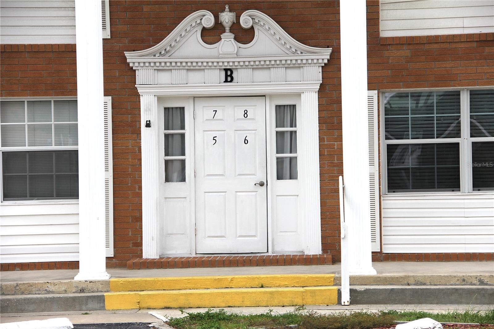 4158 TAMIAMI TRL #B6