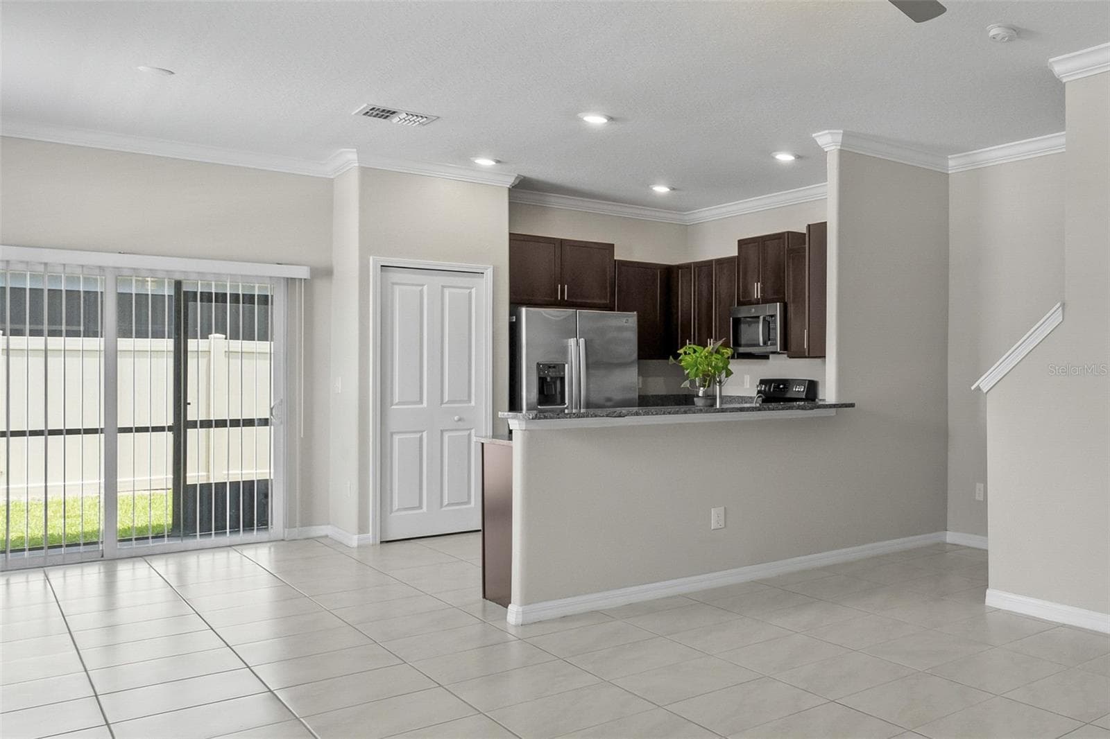 Townhouse at 2188 CERULEAN SKY DR, LUTZ, photo 8 of 35