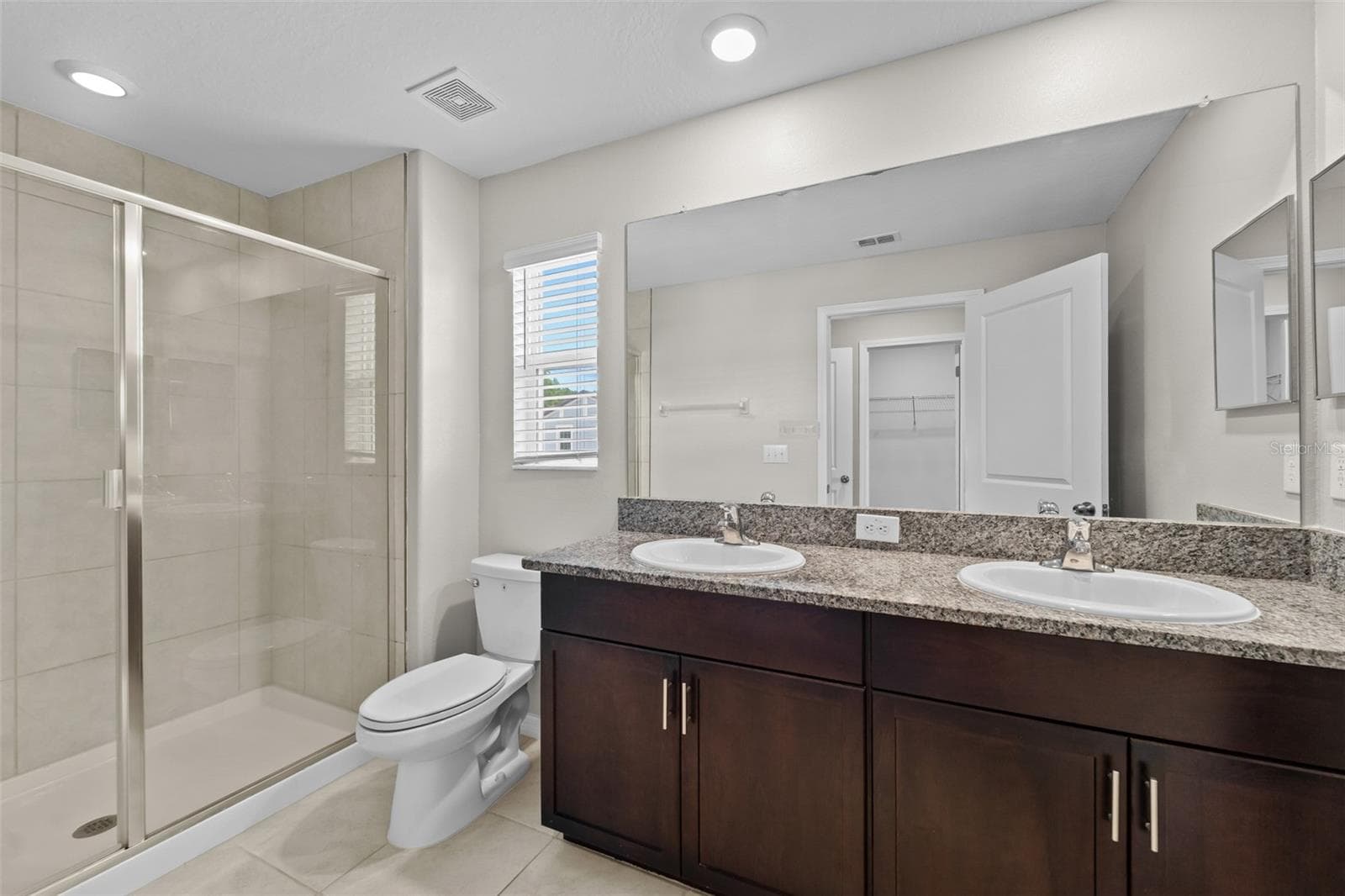 Townhouse at 2188 CERULEAN SKY DR, LUTZ, photo 16 of 35