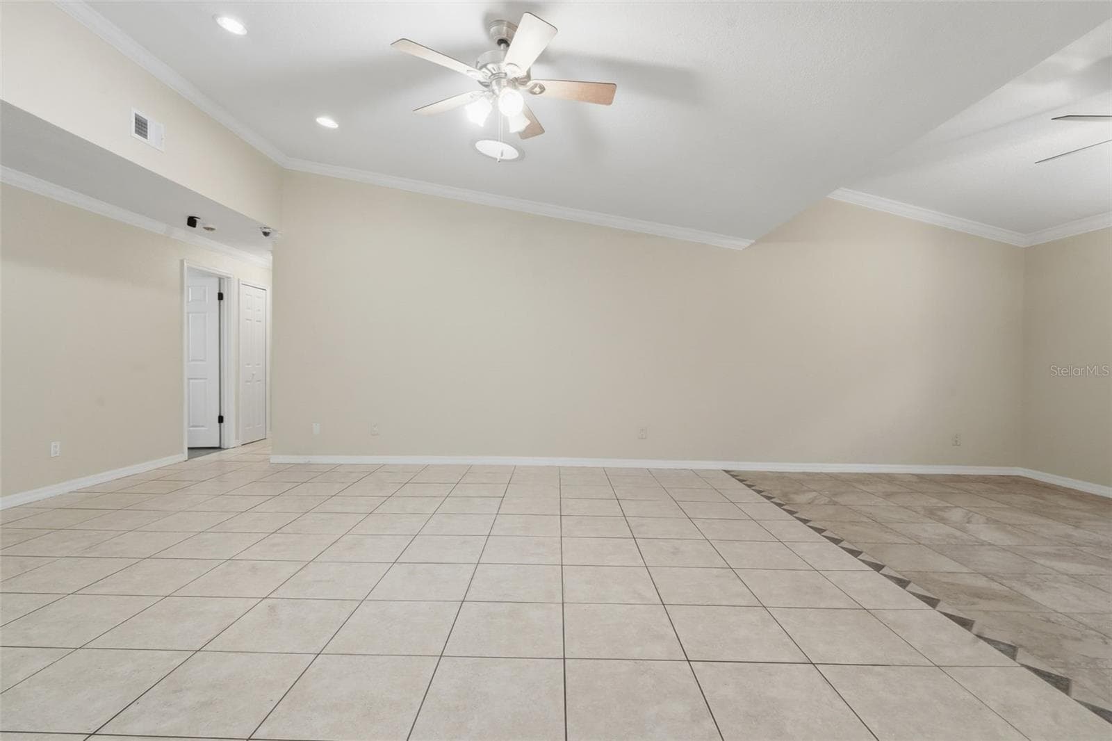 Single Family Residence at 8423 BERMUDA DUNES DR, ORLANDO, photo 8 of 53