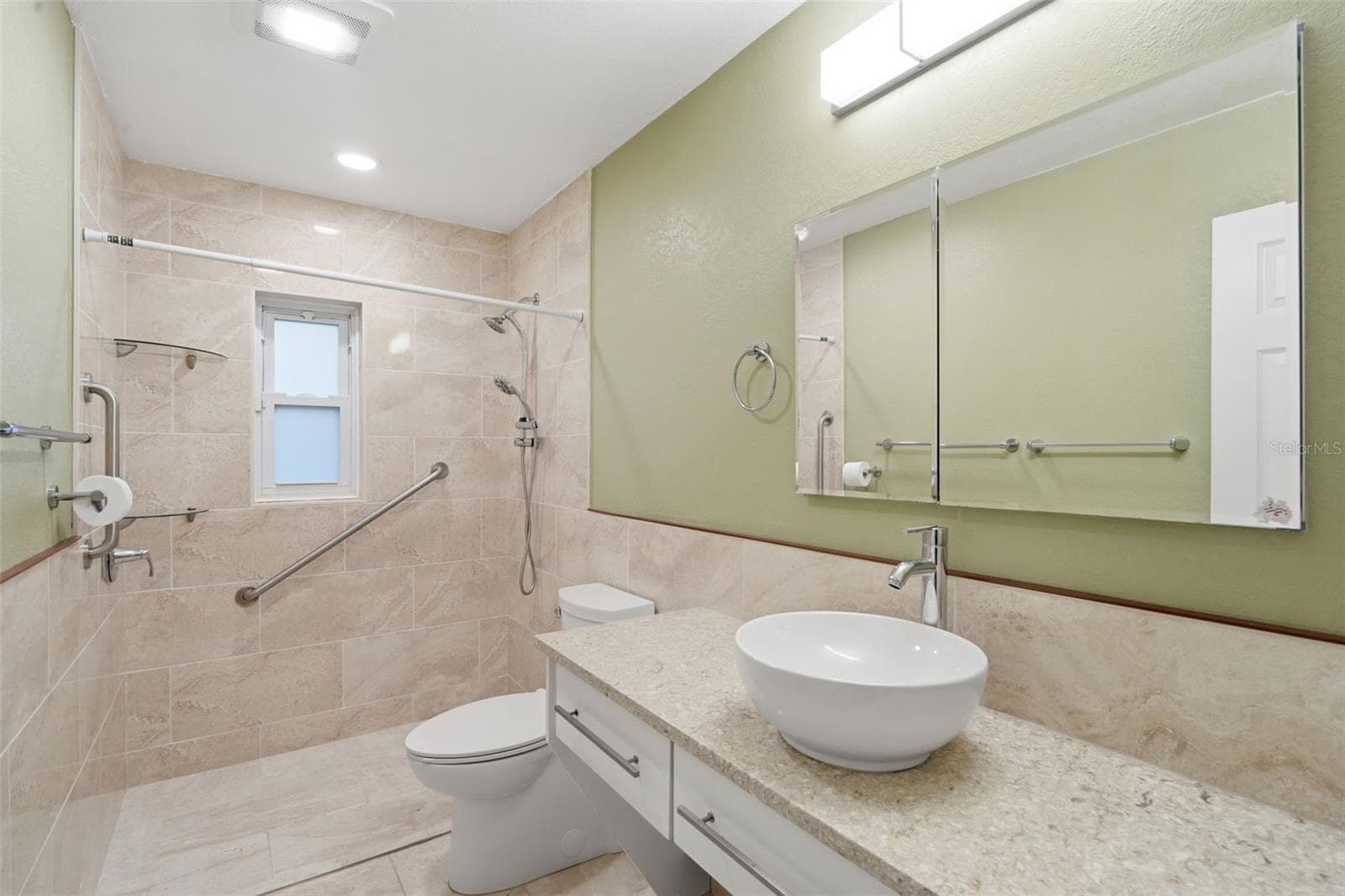Single Family Residence at 8423 BERMUDA DUNES DR, ORLANDO, photo 24 of 53