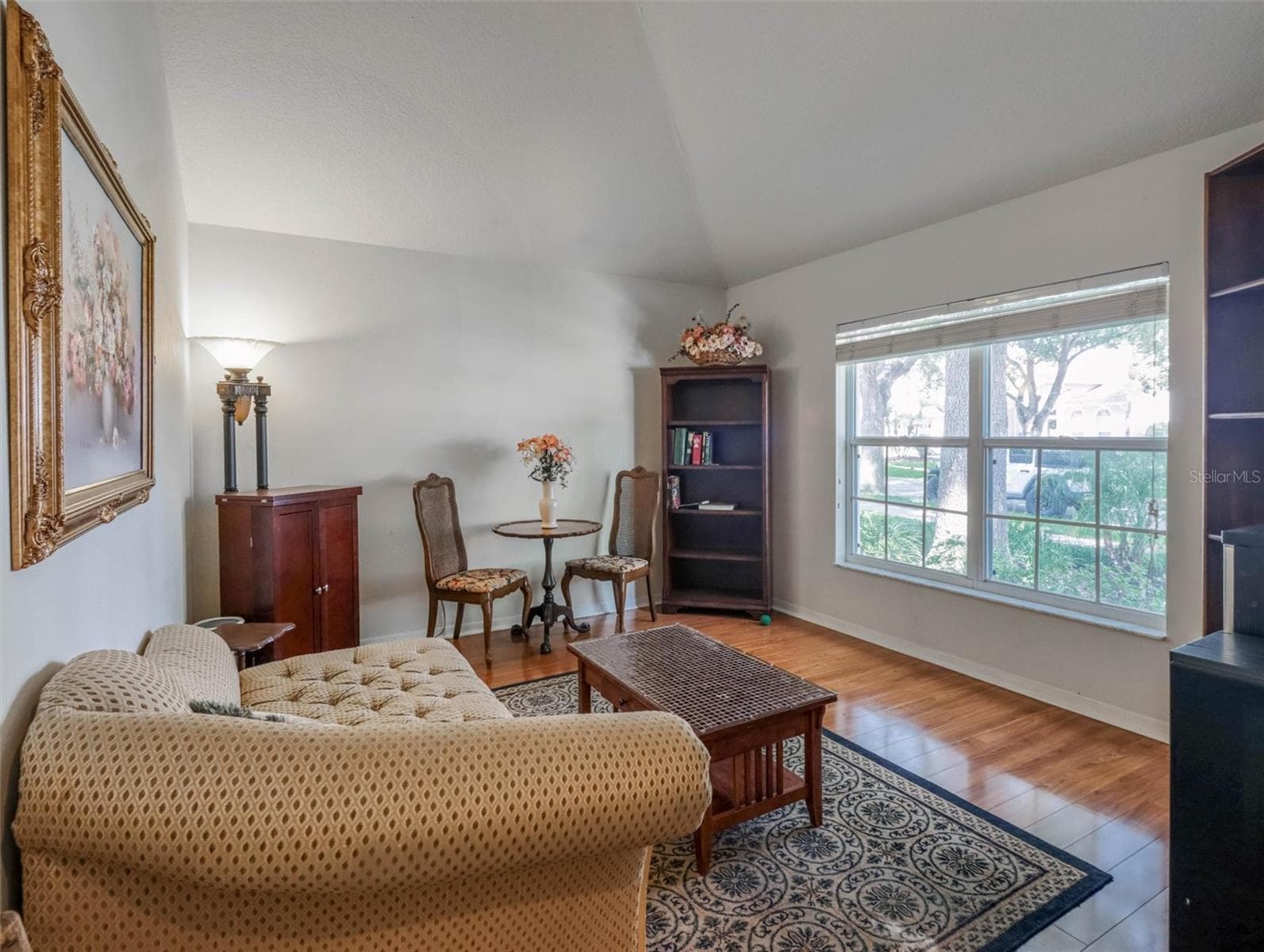 Single Family Residence at 10110 WHISPER POINTE DR, TAMPA, photo 9 of 53