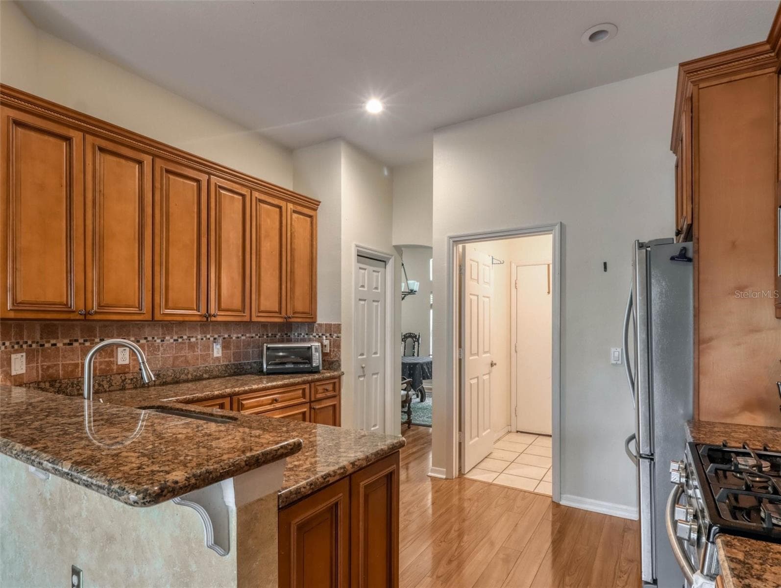 Single Family Residence at 10110 WHISPER POINTE DR, TAMPA, photo 18 of 53