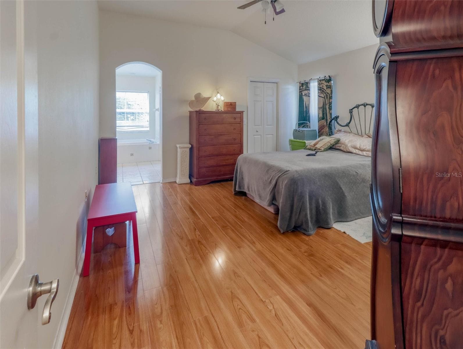 Single Family Residence at 10110 WHISPER POINTE DR, TAMPA, photo 23 of 53