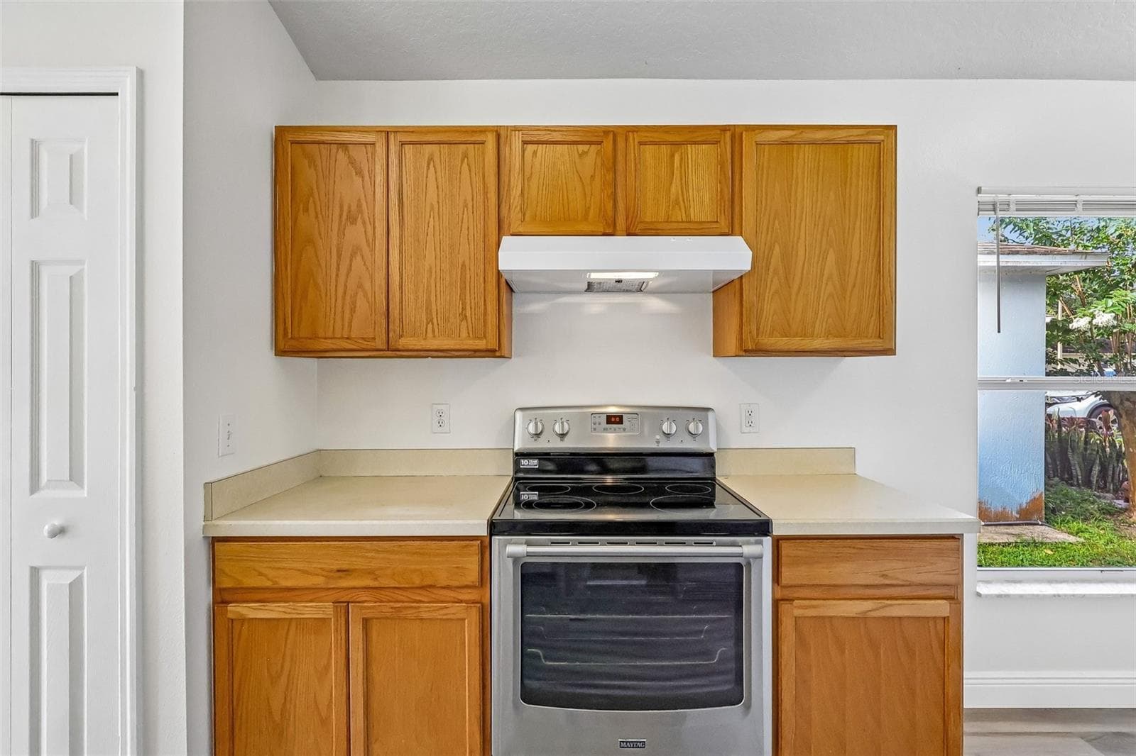 Single Family Residence at 2415 HICKORY OAK BLVD, ORLANDO, photo 11 of 29