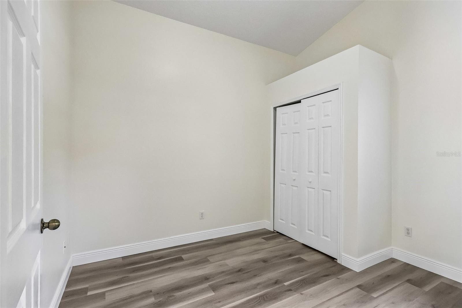 Single Family Residence at 2415 HICKORY OAK BLVD, ORLANDO, photo 17 of 29