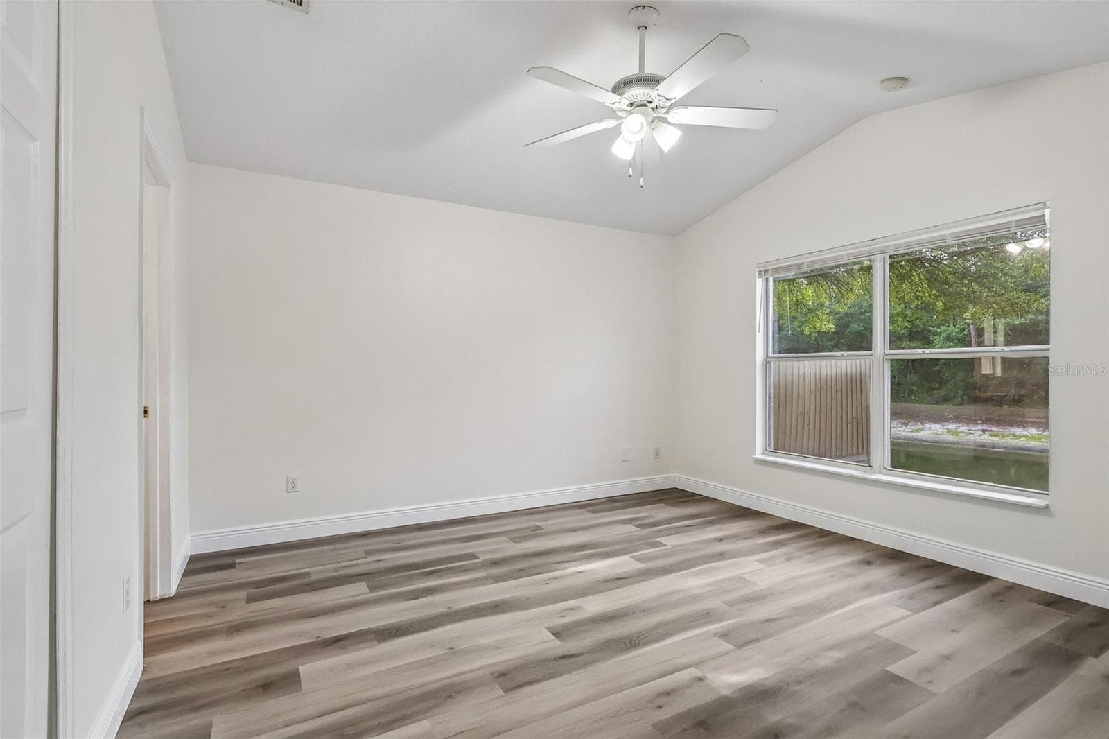 Single Family Residence at 2415 HICKORY OAK BLVD, ORLANDO, photo 22 of 29