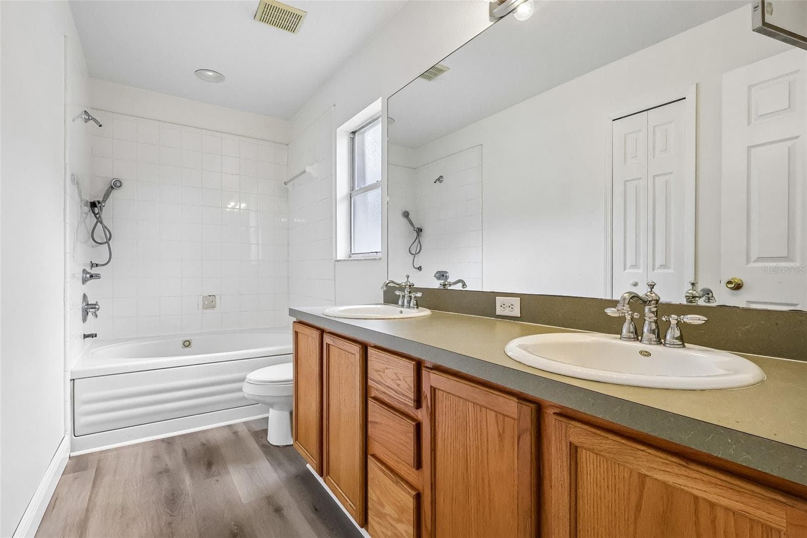 Single Family Residence at 2415 HICKORY OAK BLVD, ORLANDO, photo 25 of 29
