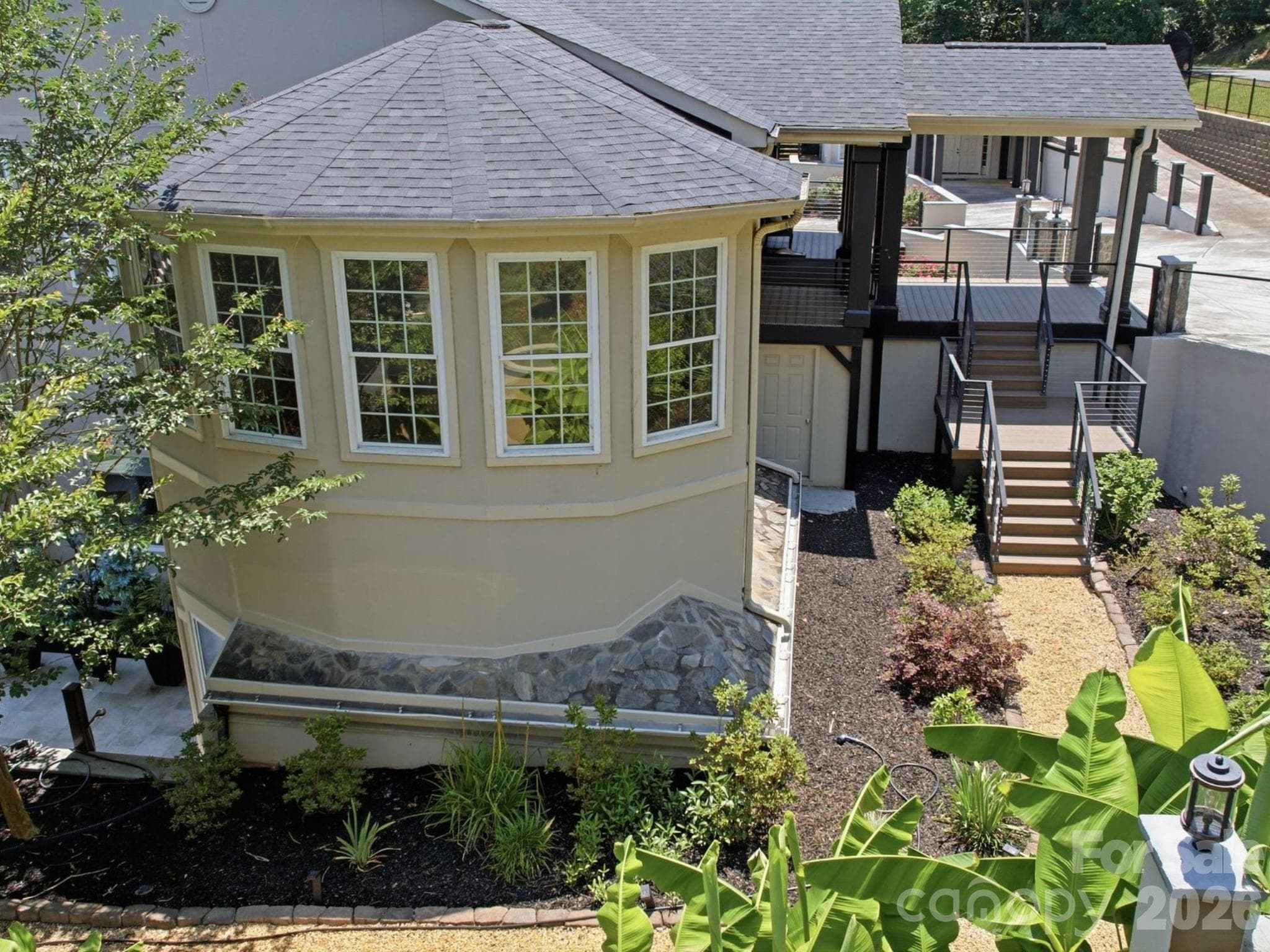 Side Exterior - Charlotte