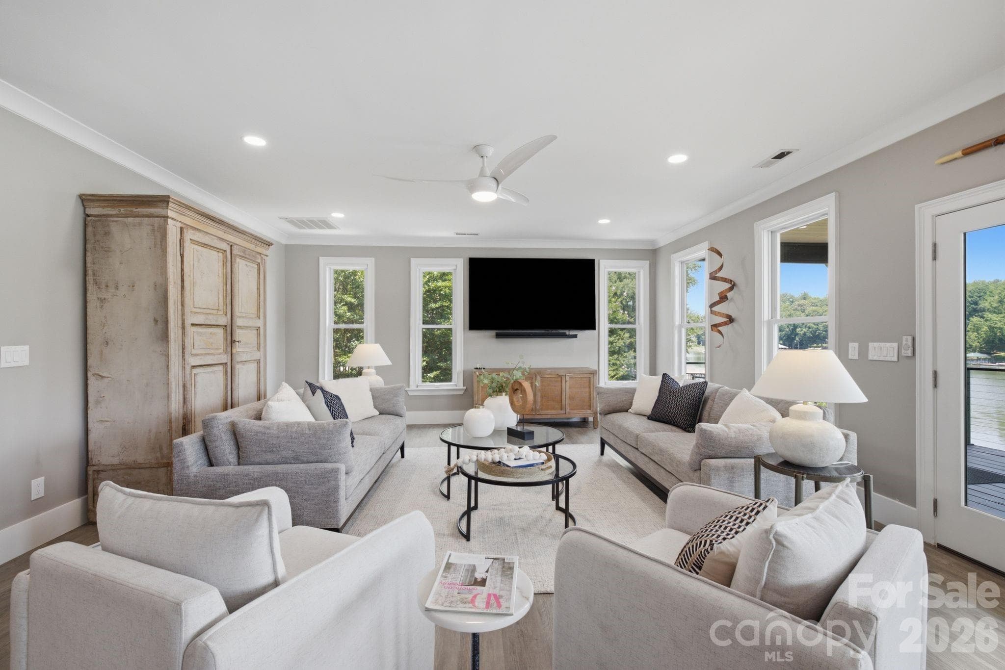 Den - 2640 Sadler Road, Charlotte