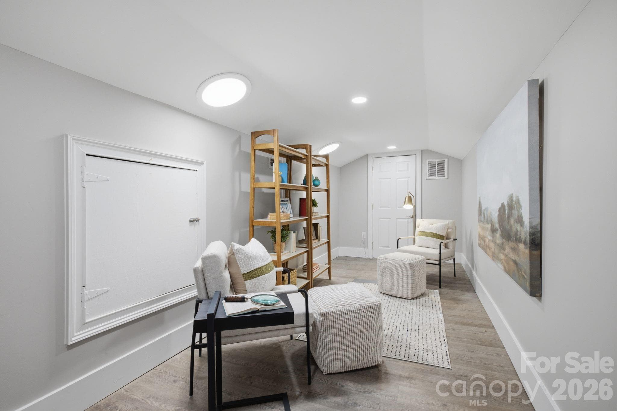 Walk-In Closet - 2640 Sadler Road, Charlotte