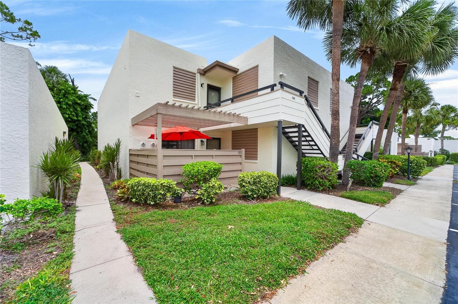 Condominium at 593 LAKESIDE DR #593, BRADENTON, photo 2 of 72