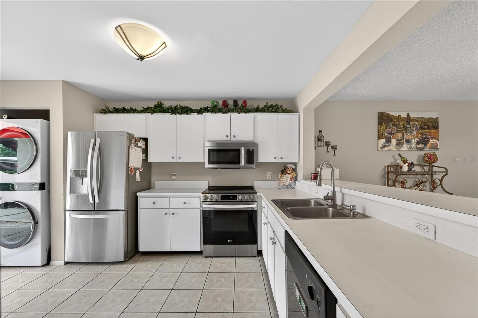 Condominium at 593 LAKESIDE DR #593, BRADENTON, photo 28 of 72